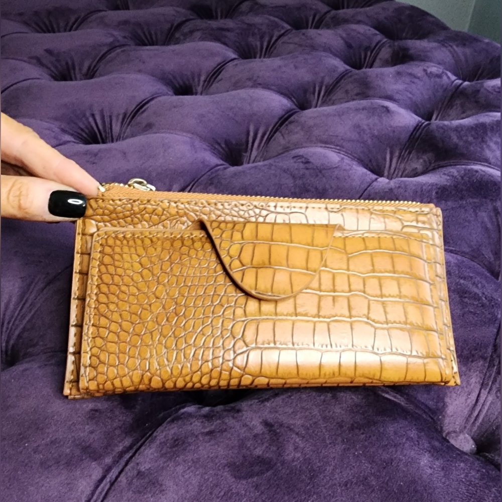 BRAND NEW W/O TAGS Jen & Co Kyla RFID Wallet